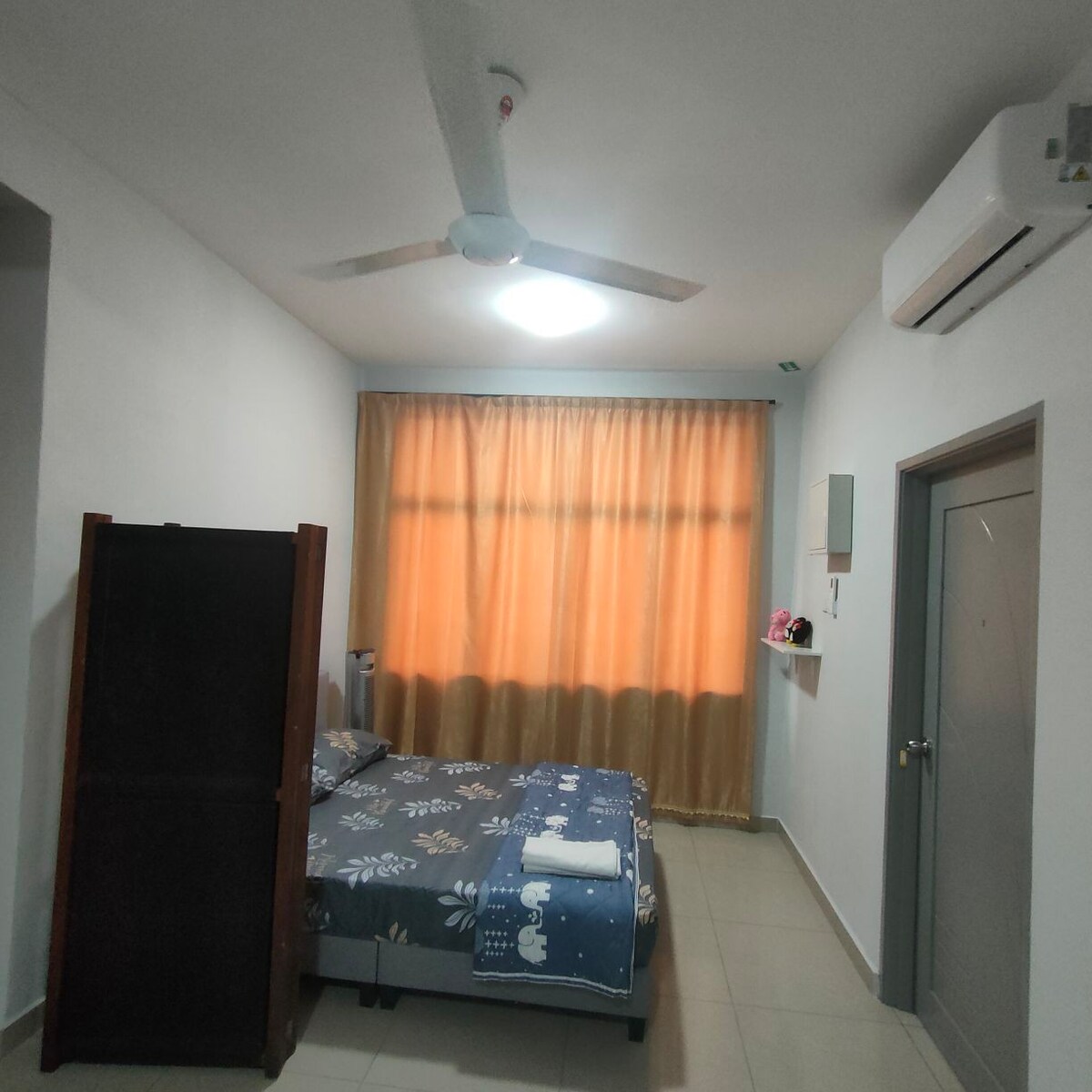 SuriaV Homestay Muar ，可入住18人