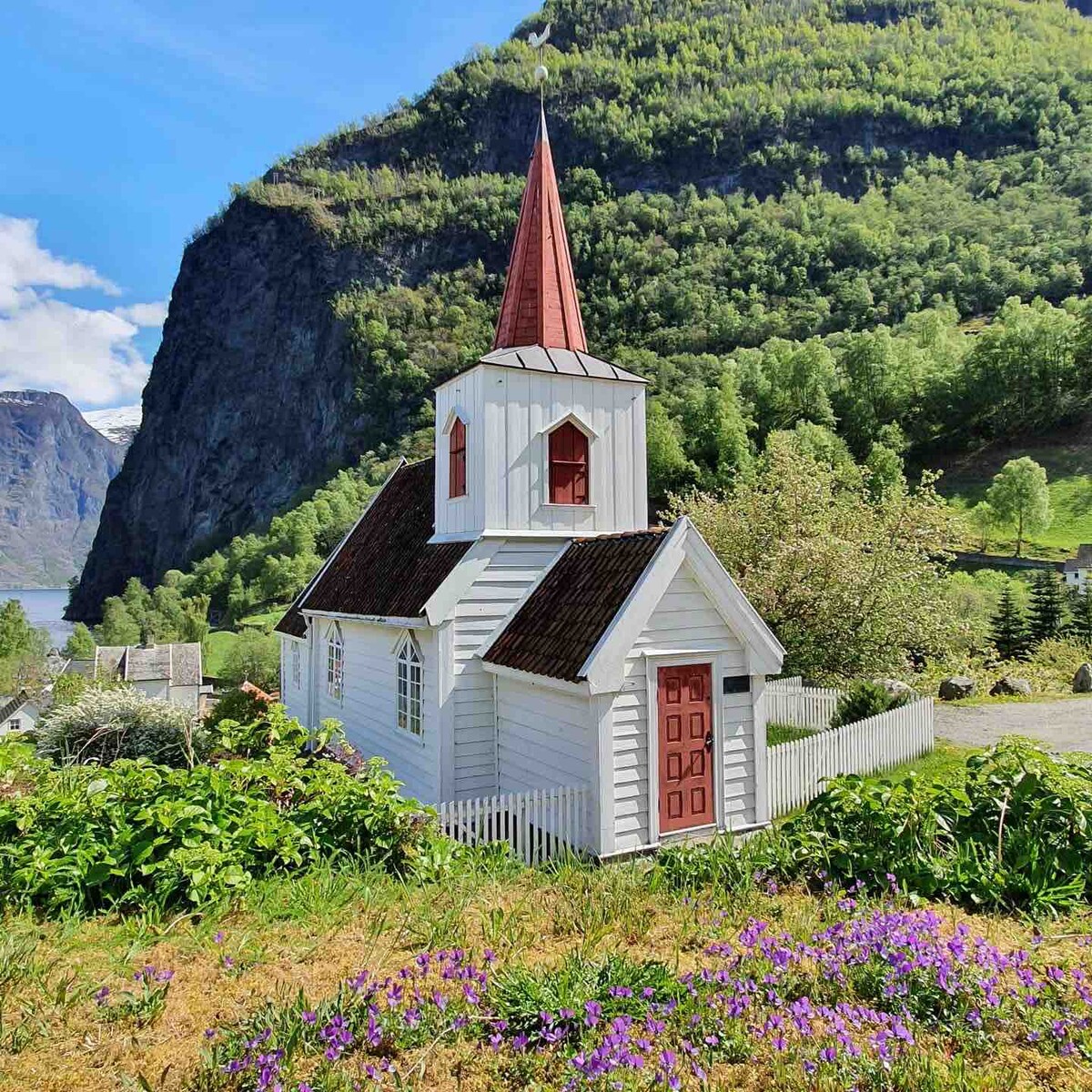 Nydeleg hytte i Undredal, Langhusa, 5 km frå Flåm.