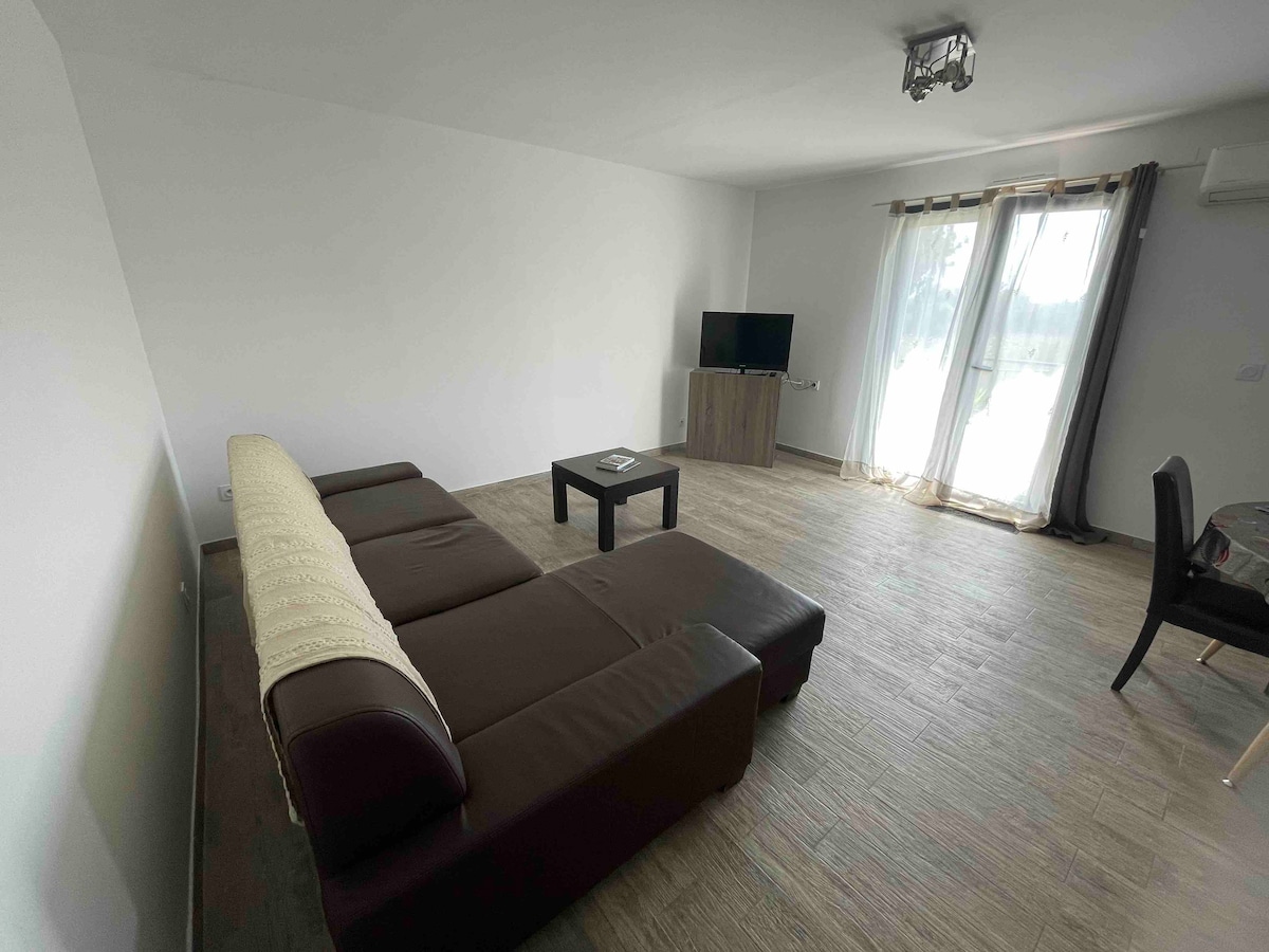 U PRIMU公寓宽敞舒适，位于安静的阿雷里亚