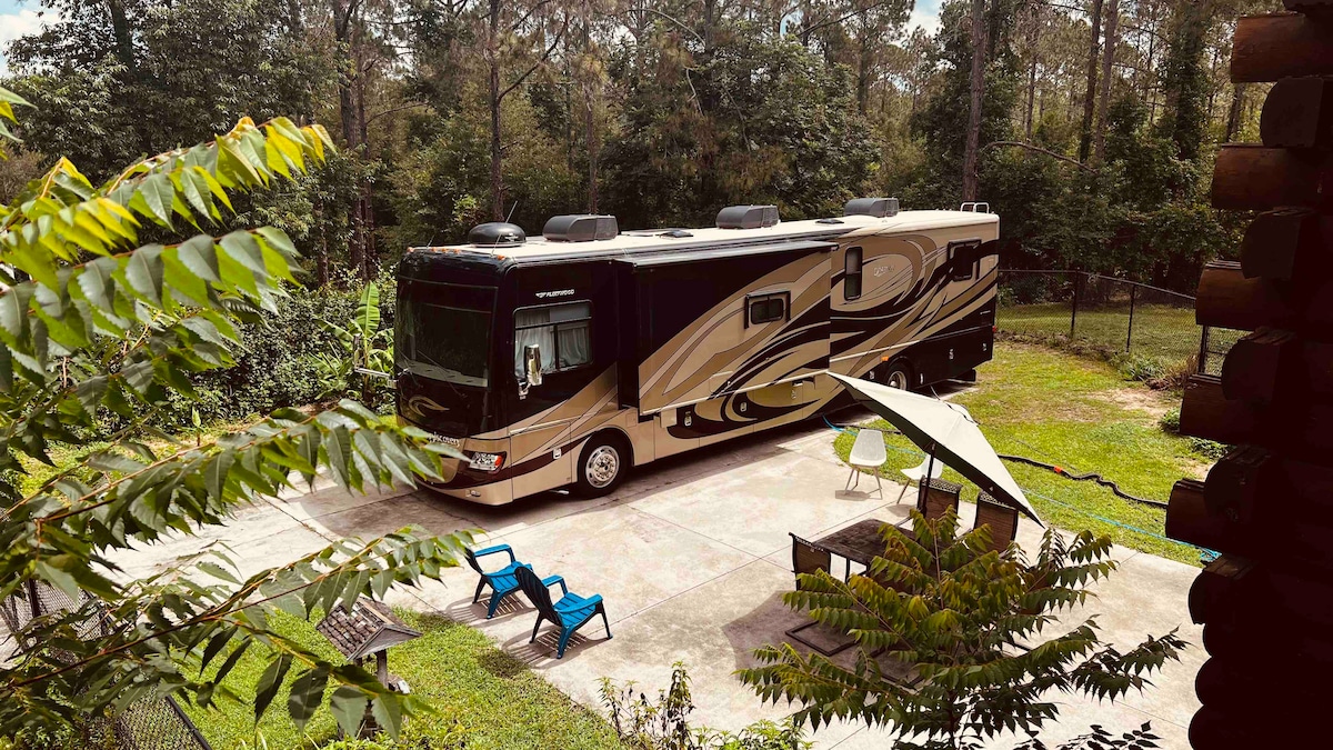 Luxurious 42 foot Class A RV on 5 forested acres