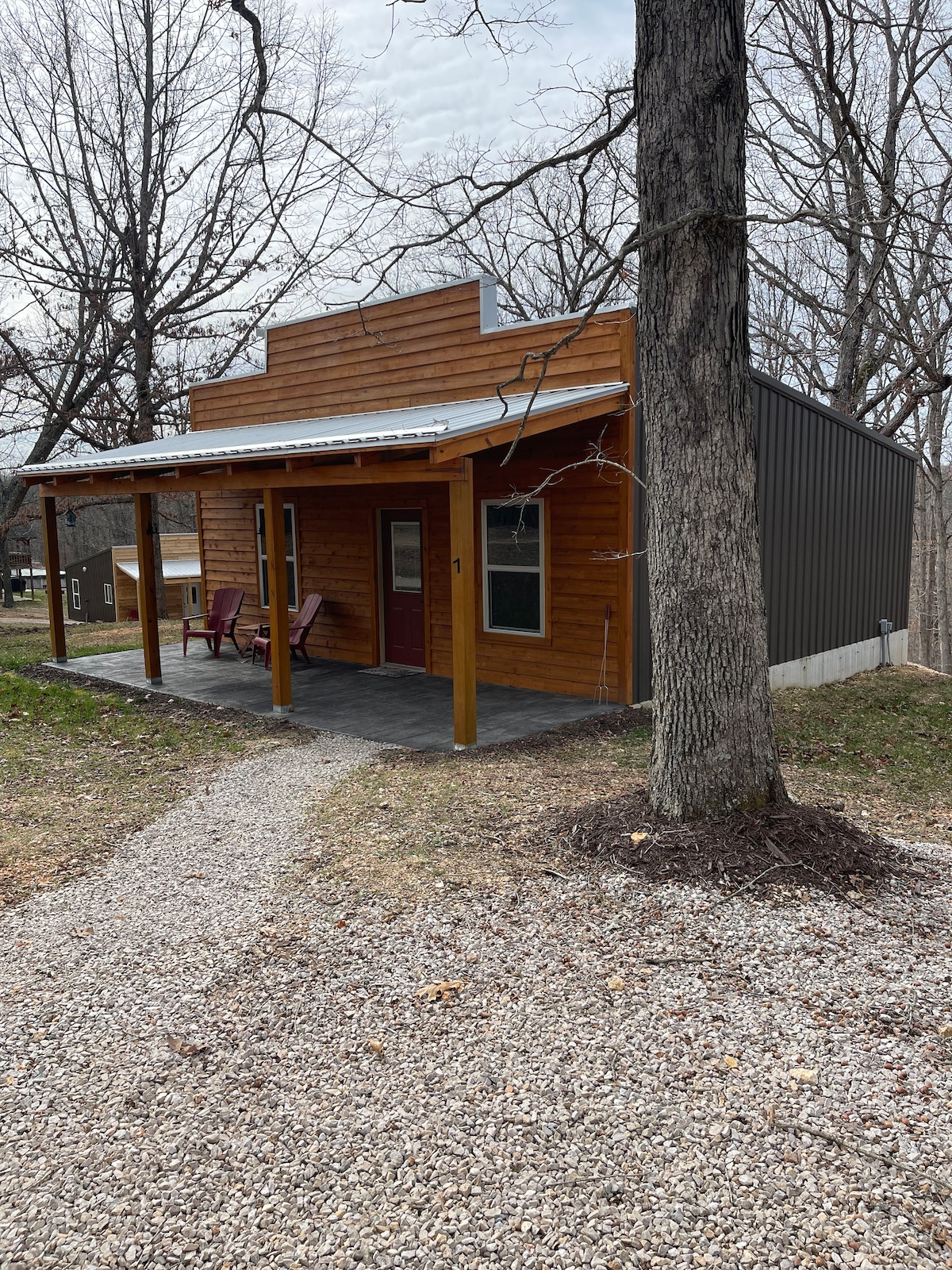 Rockwoods Ridge Country Cabin near Blue Springs