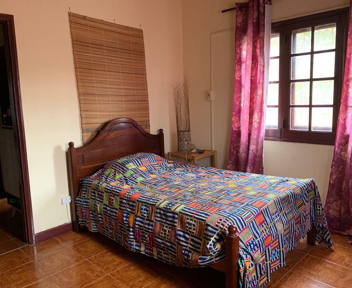 Cosy 3 bedroom individual house at São Tomé