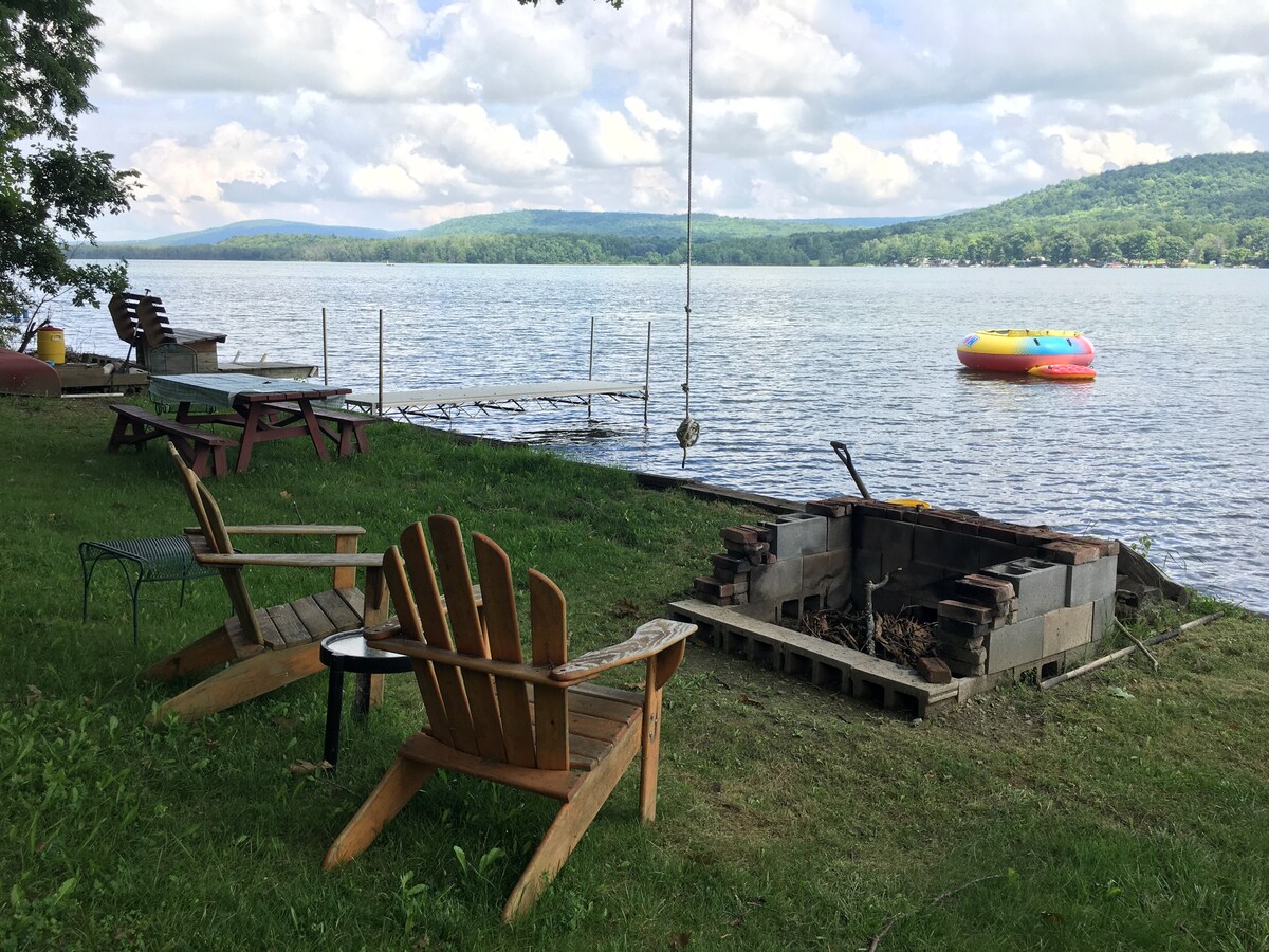 宁静的卡尤塔湖小屋（ Cayuta Lake Cottage ） ，可提前入住