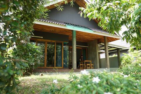 A big villa next to the river for 2-4 ppl