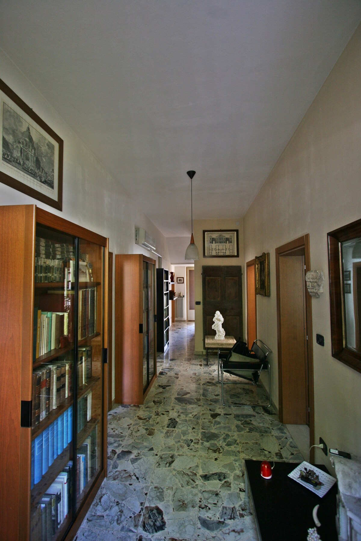Isola della Staircase的独立房间