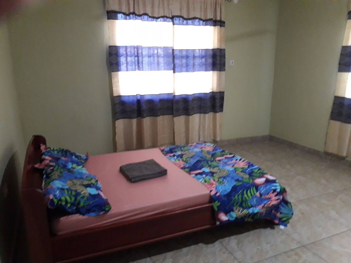 Common 4 bedroom apartment at Palm Lands-Sekondi.