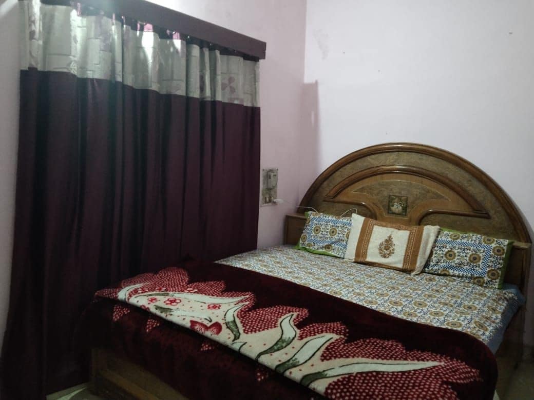 Private Room with bath Arera colony, Bhopal