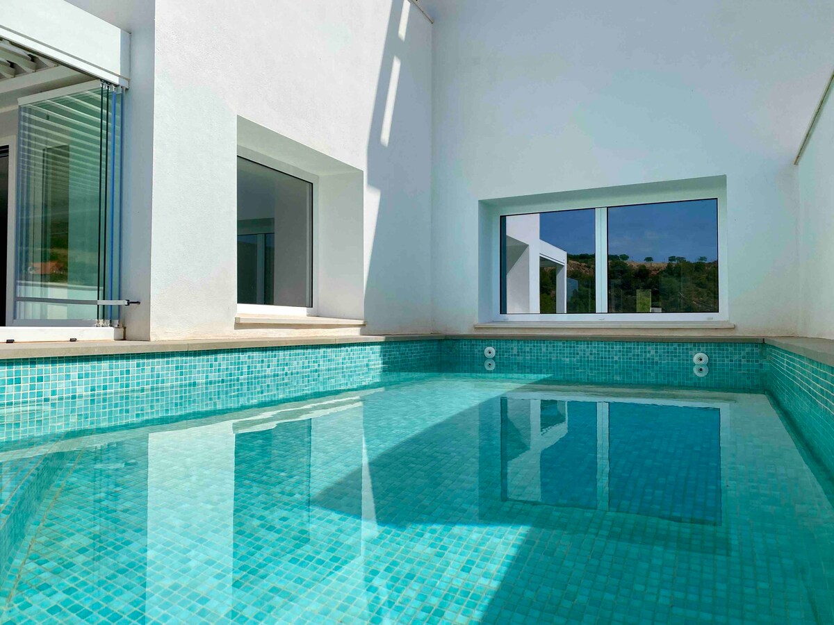 New Dream Home with own Pool in Almuñecar