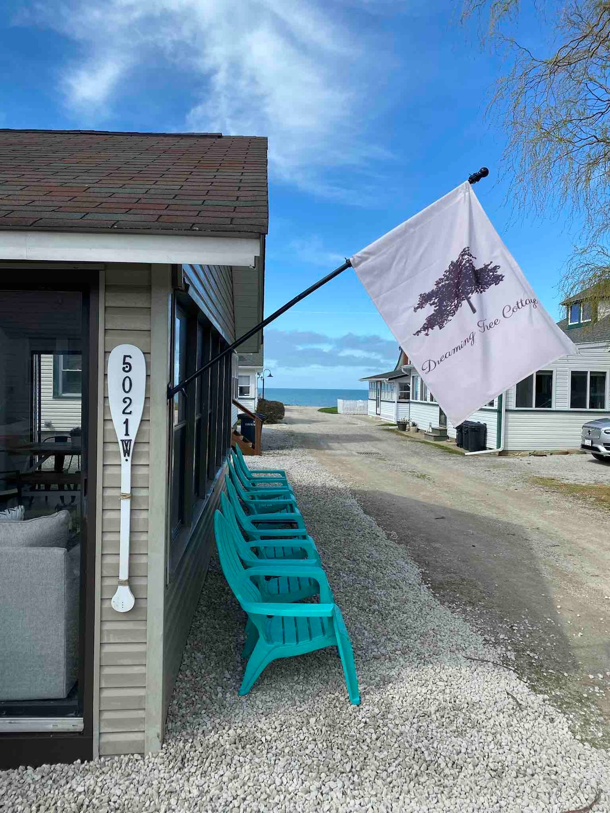 带私人海滩通道的湖景小屋