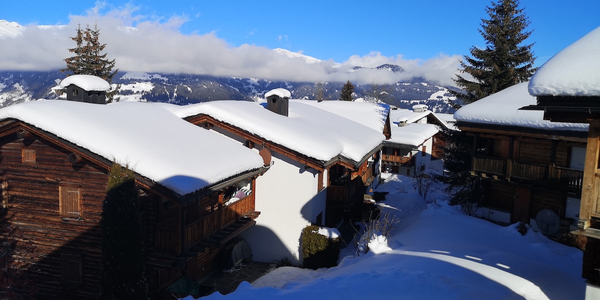 grosses Ferienhaus mit Sauna im Skigeb. Obersaxen