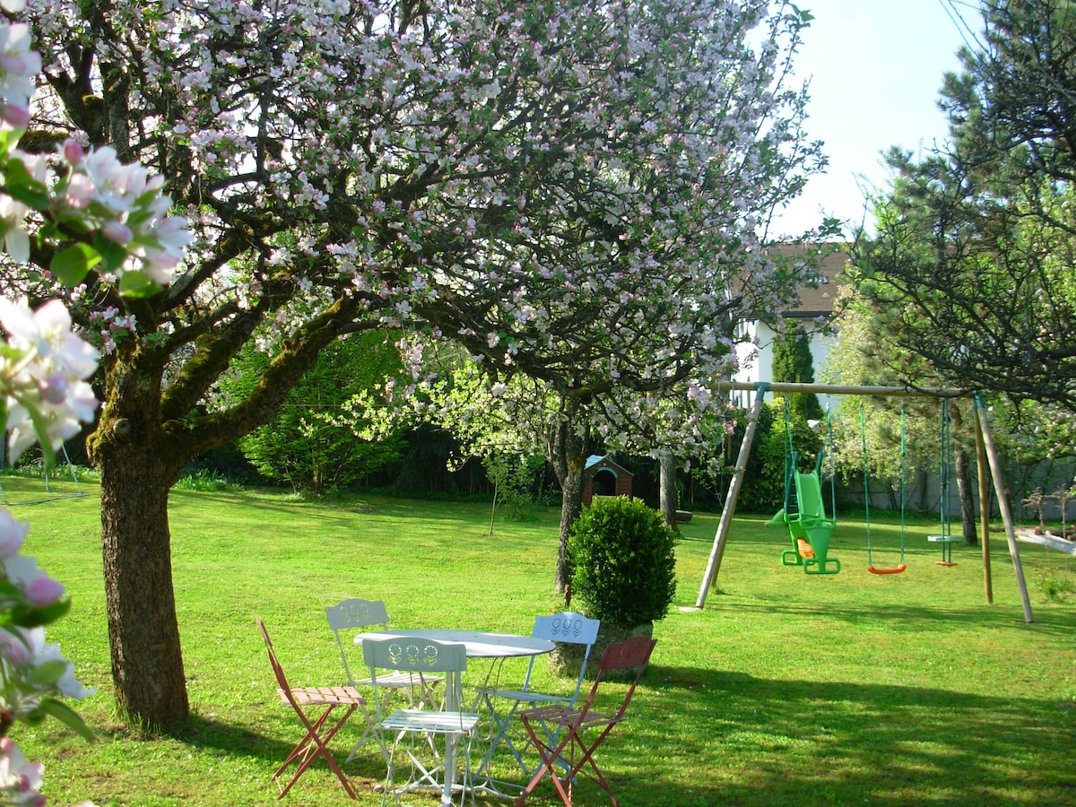 Maison au calme avec piscine,  terrain clos