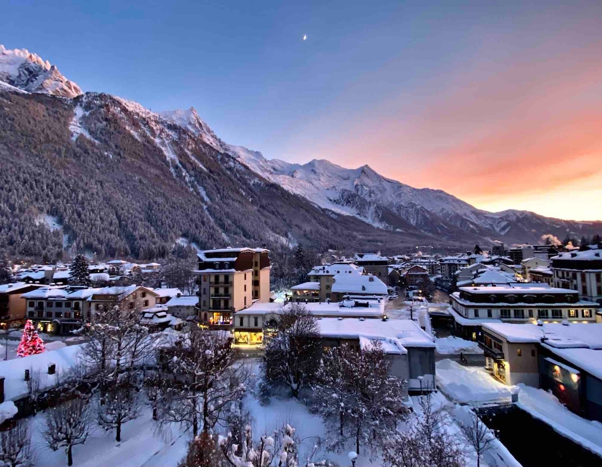 位于霞慕尼（ Chamonix ）市中心的迷人公寓