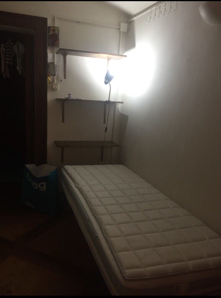 Modena 合租公寓中的单人床位