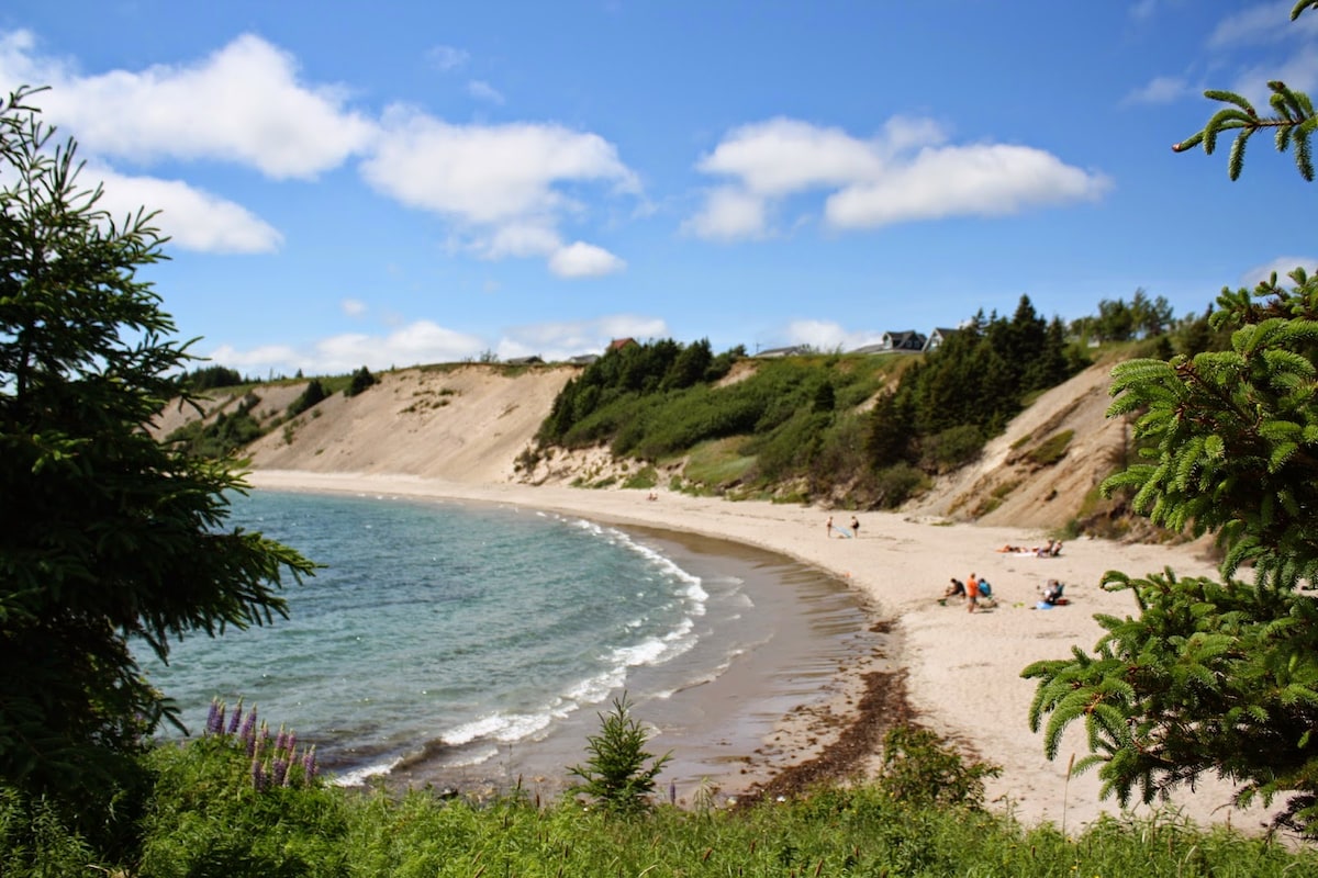 The Beach House - Sandy Cove