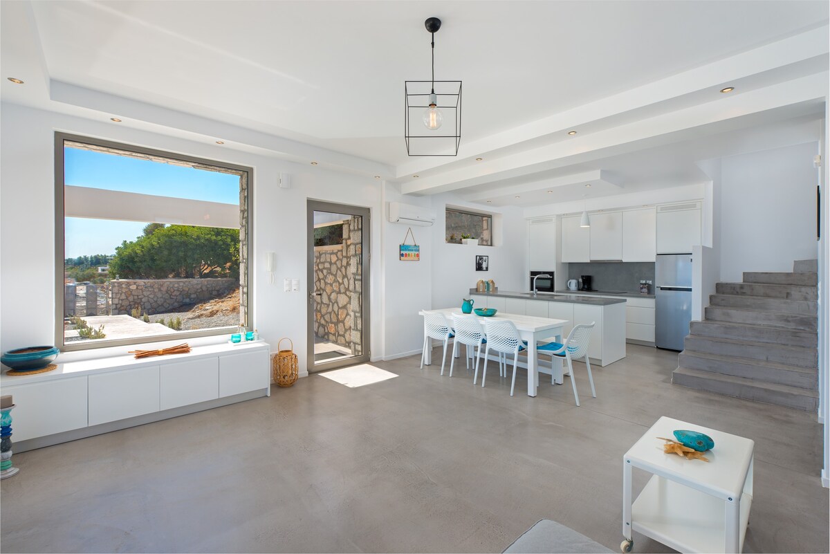 Luxury seaview villa in Rhodes