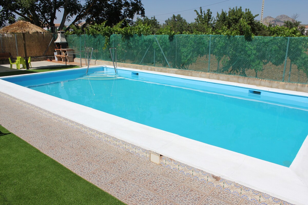 Huerta Espinar -带私人泳池的乡村别墅