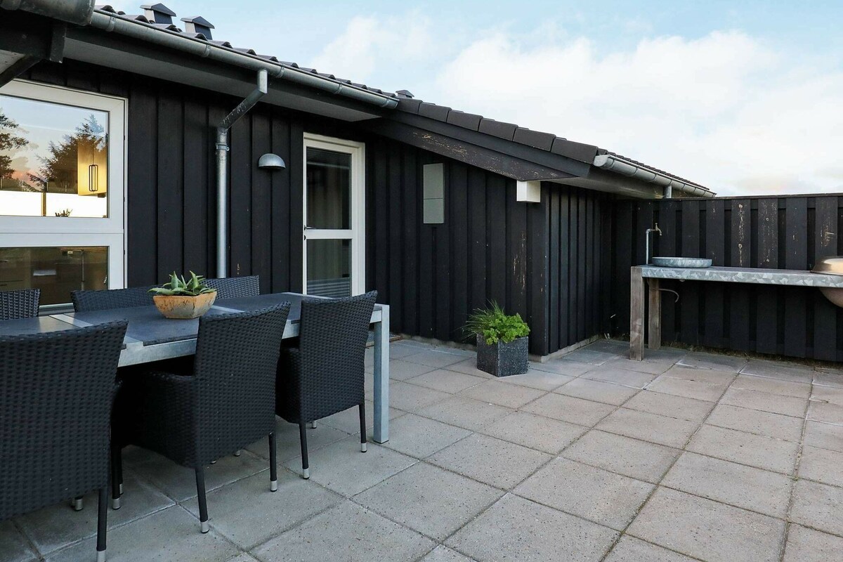 10 person holiday home in løgstør