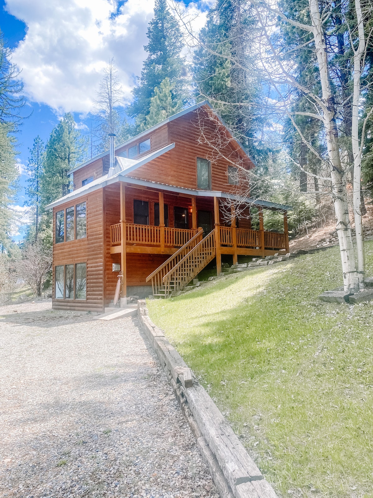 Lazy Bear Lodge