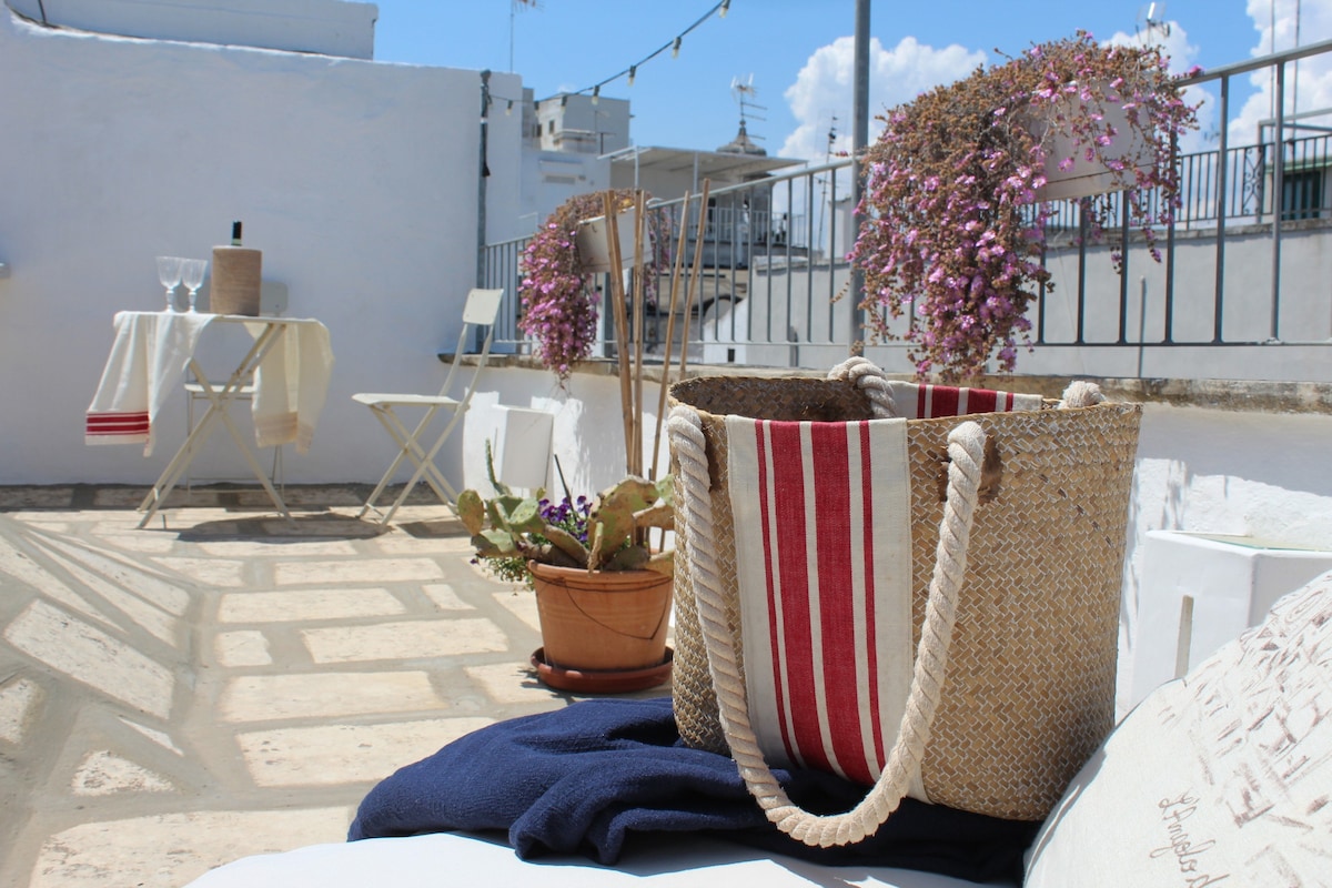 L'Angolo di Ostuni-Home&Terrace X4, EasyParking&A/C