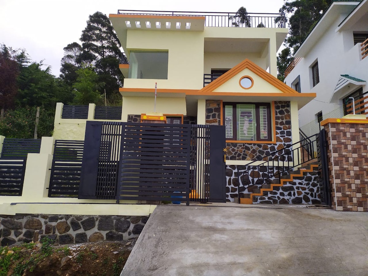 Amaanath - A Kodaikanal Home with a Valley View