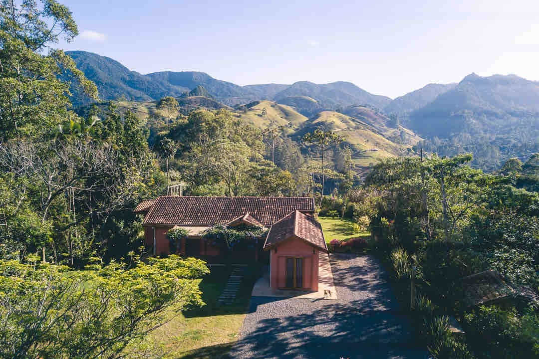 A Melhor Casa de Campo Moderna. Toda equipada.