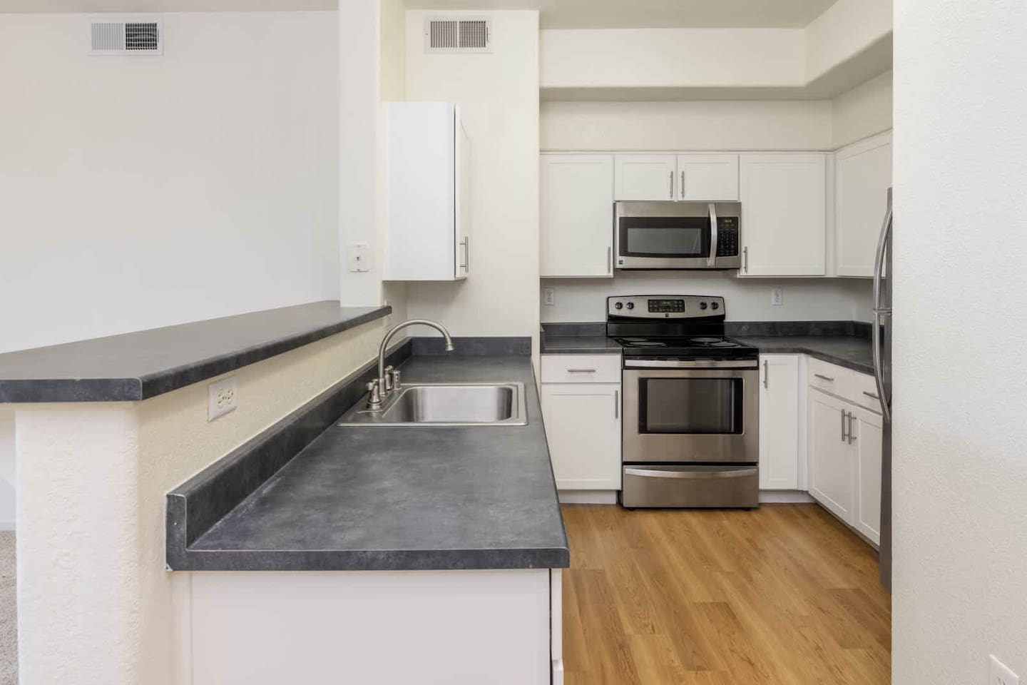 , an Airbnb-friendly apartment in Fremont, CA