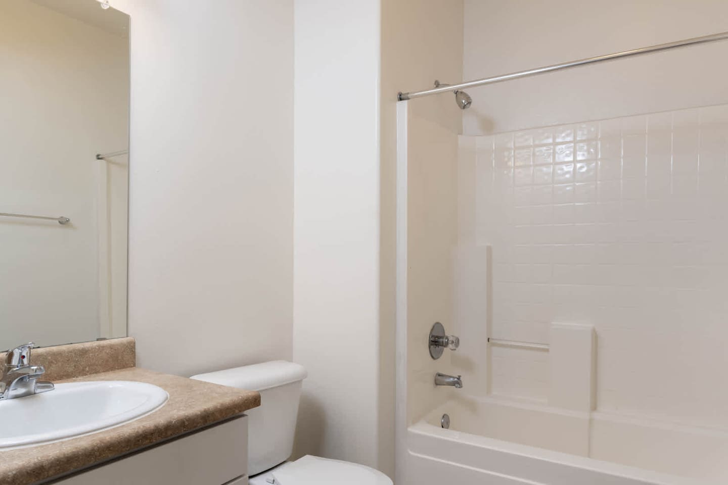 , an Airbnb-friendly apartment in San Diego, CA