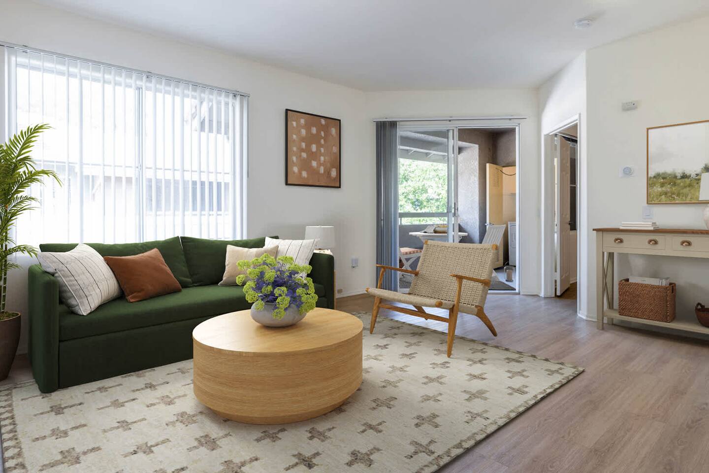 , an Airbnb-friendly apartment in Valencia, CA