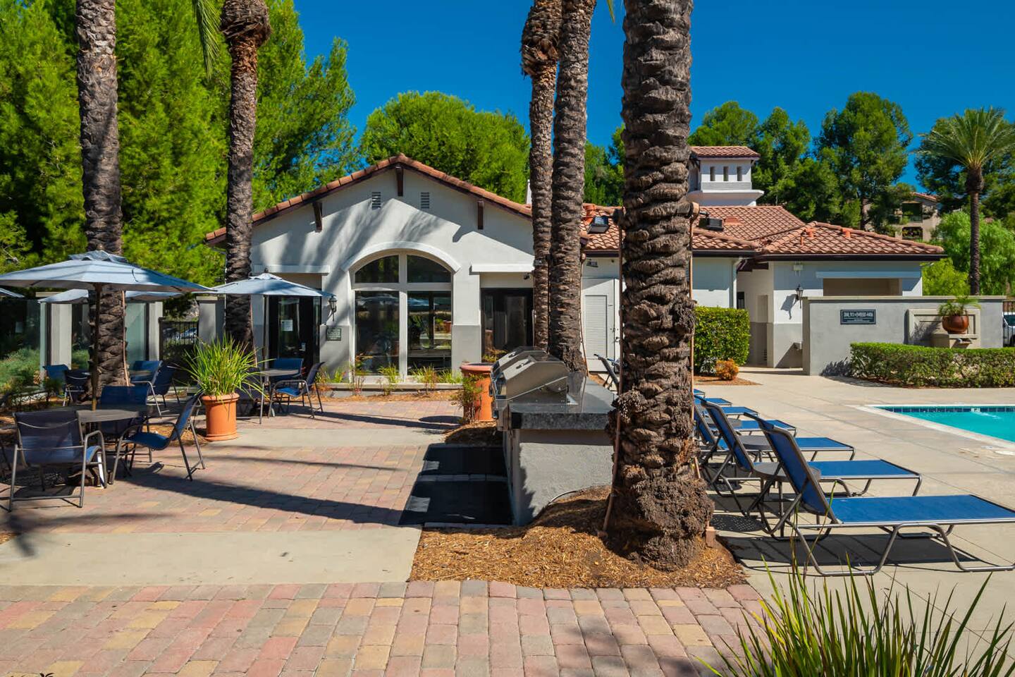 Exterior of SkyView, an Airbnb-friendly apartment in Rancho Santa Margarita, CA