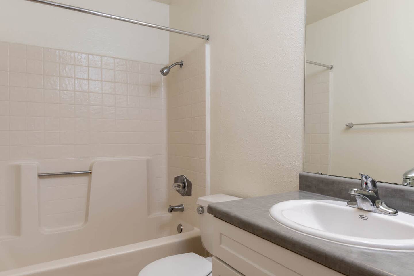 , an Airbnb-friendly apartment in San Diego, CA