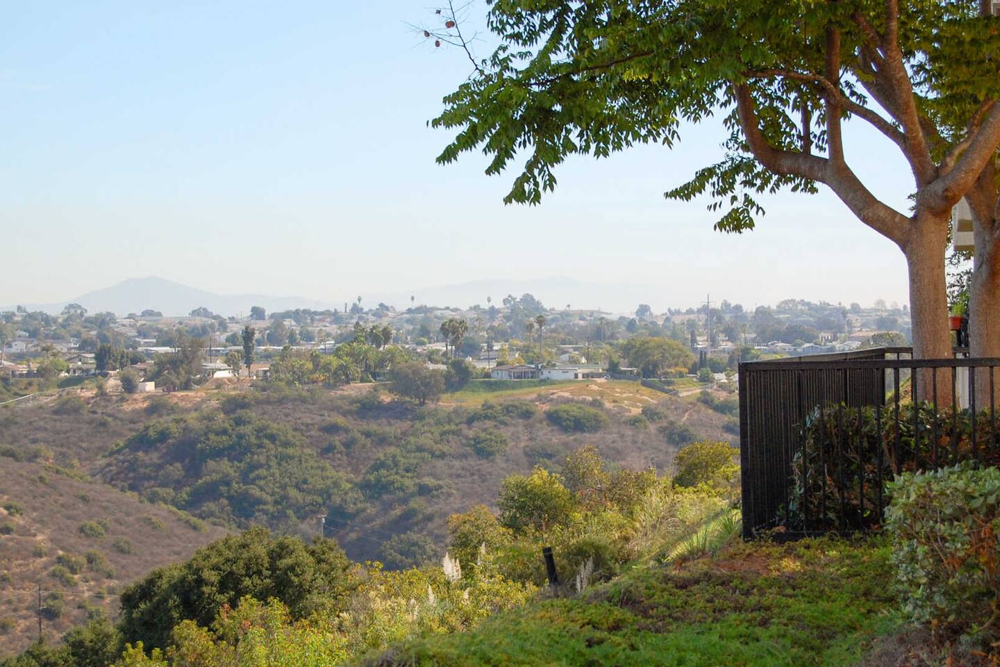 , an Airbnb-friendly apartment in San Diego, CA