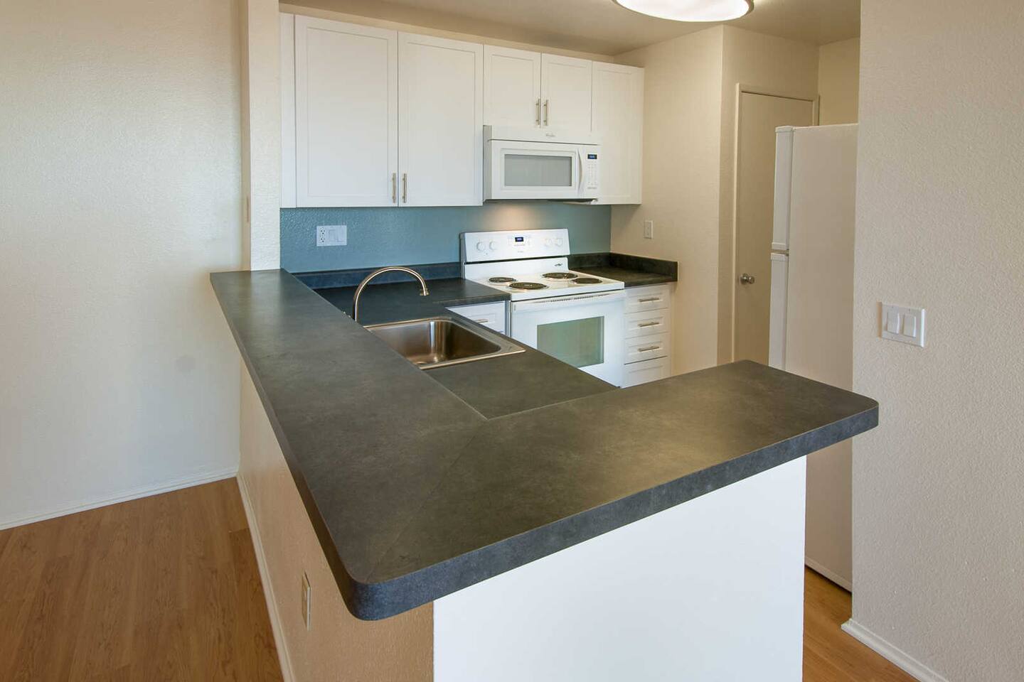 , an Airbnb-friendly apartment in San Diego, CA