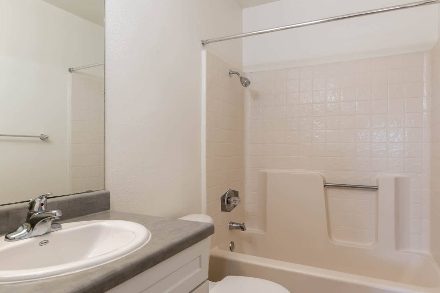 , an Airbnb-friendly apartment in San Diego, CA