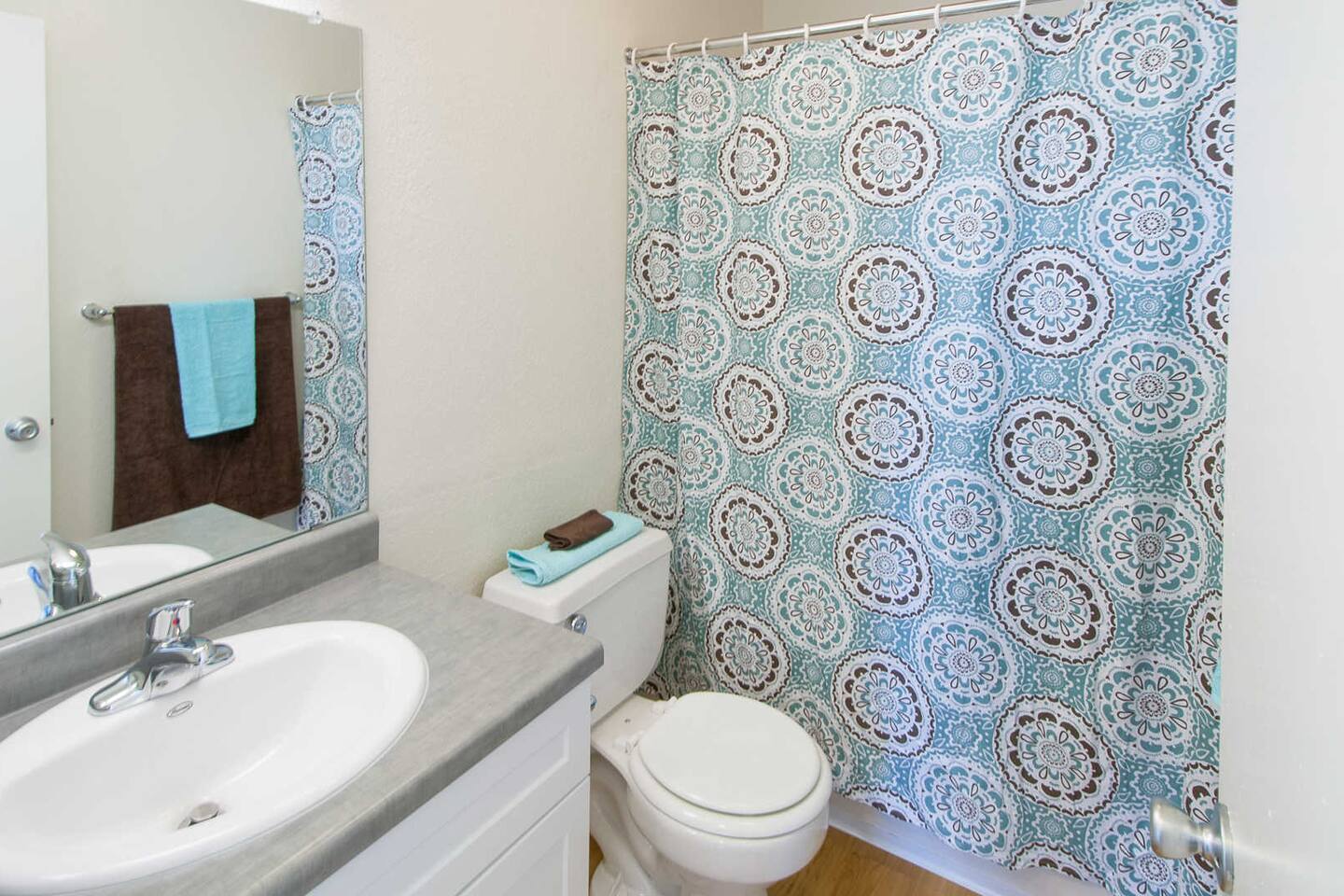 , an Airbnb-friendly apartment in San Diego, CA