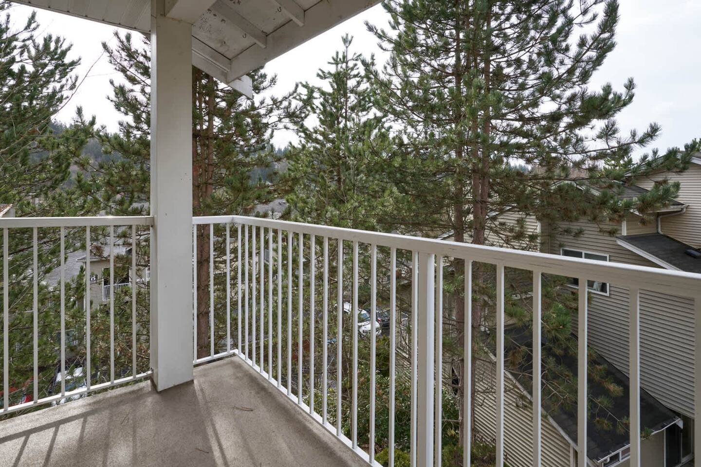 , an Airbnb-friendly apartment in Bothell, WA