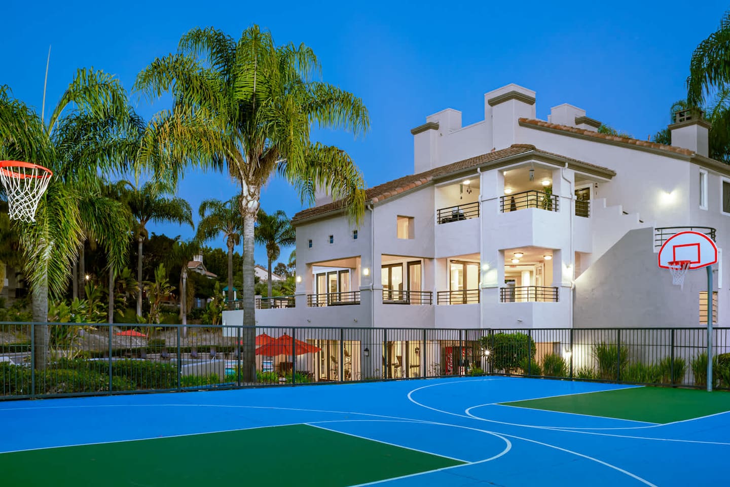 , an Airbnb-friendly apartment in San Diego, CA