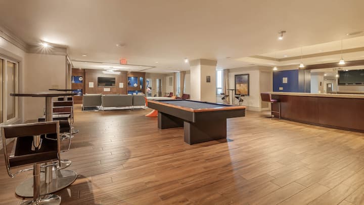 RGVtYW5kUGljdHVyZToxOTQzMTgyMDEy