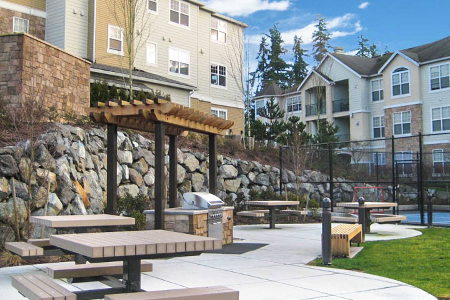 , an Airbnb-friendly apartment in Mill Creek, WA