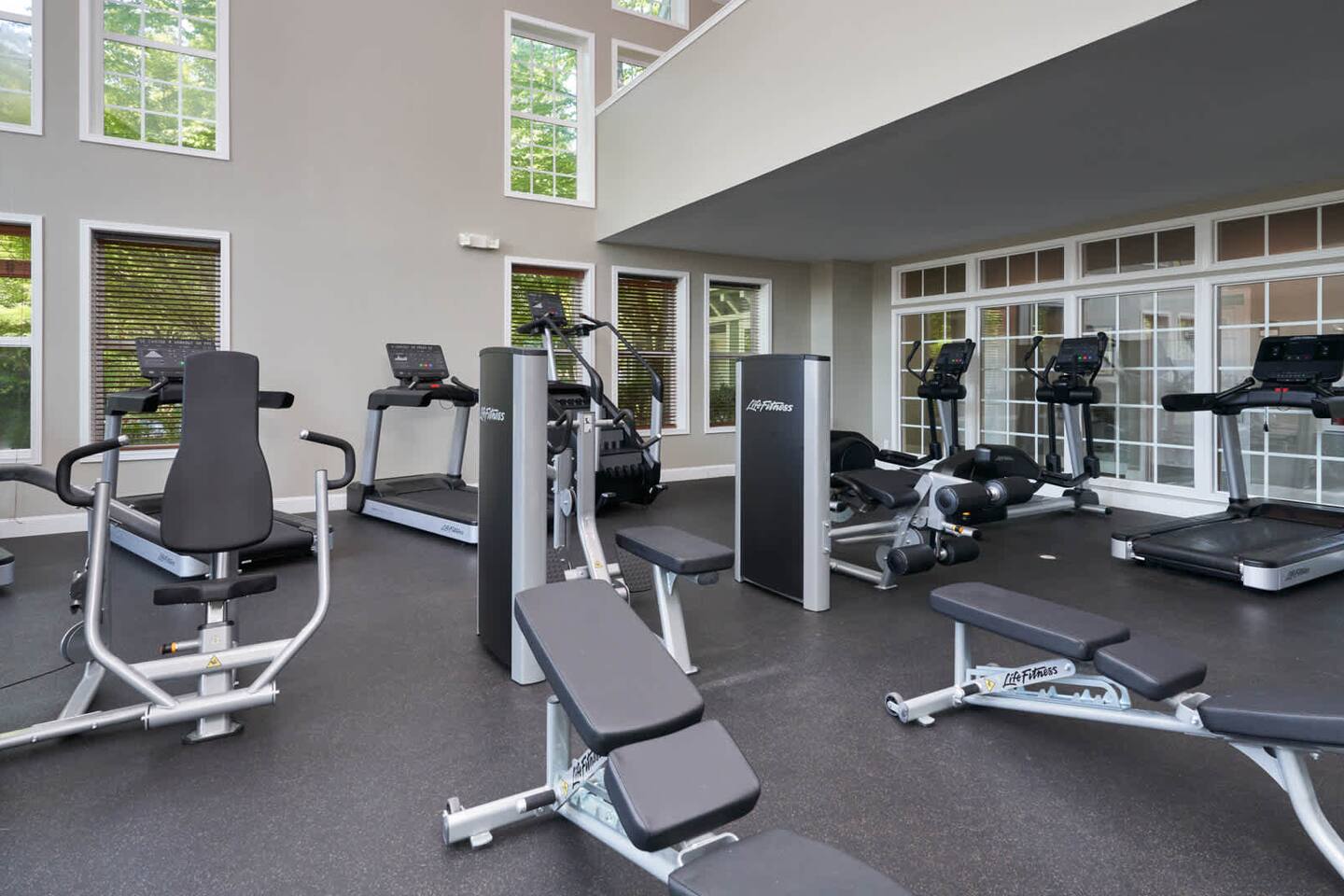 , an Airbnb-friendly apartment in Mill Creek, WA