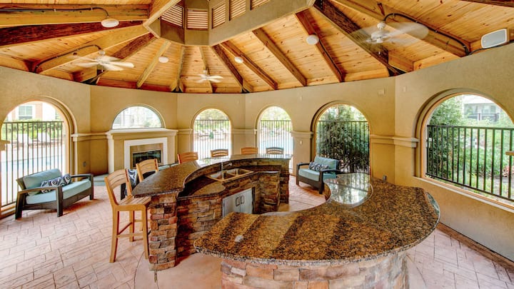 RGVtYW5kUGljdHVyZToxOTUxNTkyNTAz