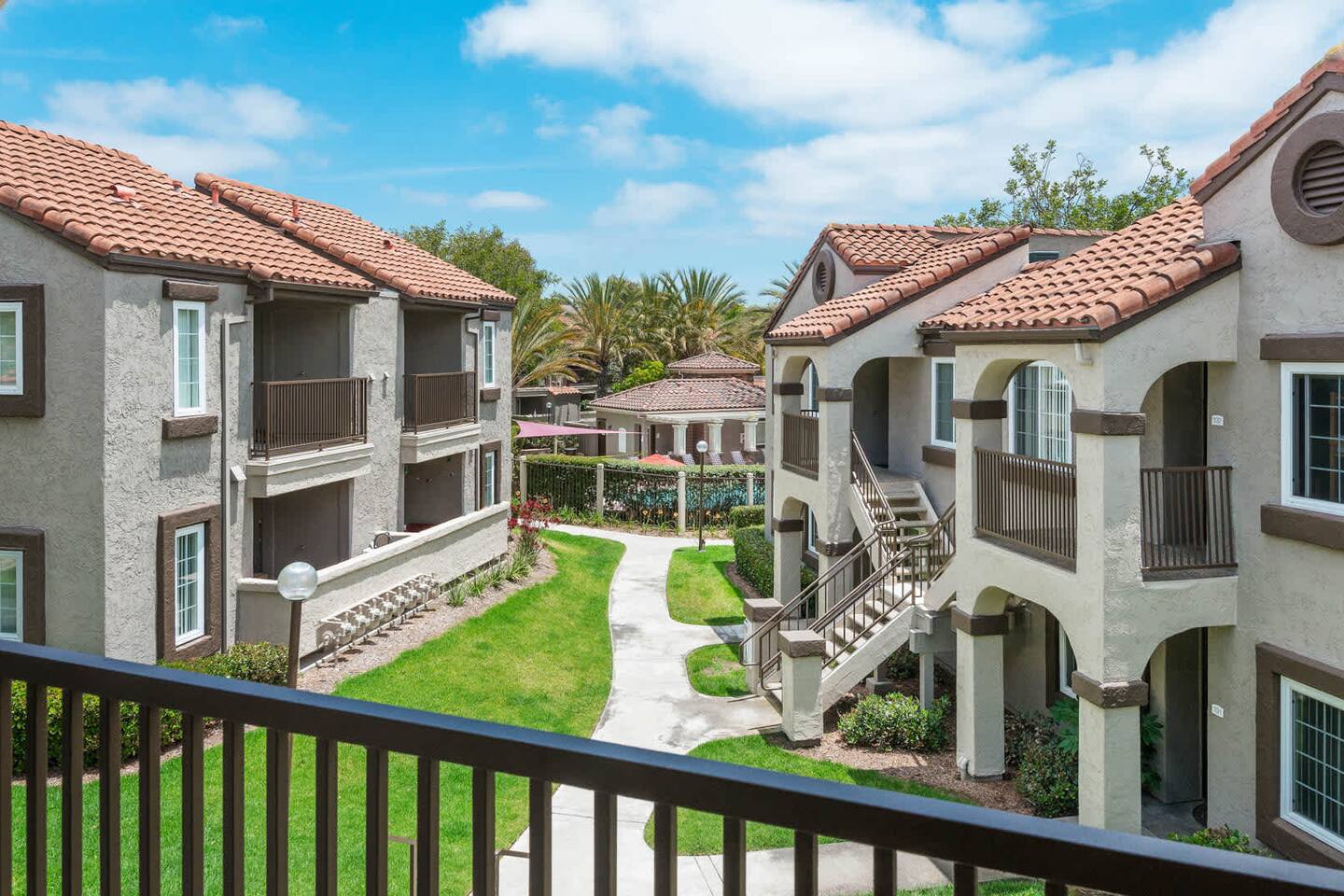 , an Airbnb-friendly apartment in San Diego, CA