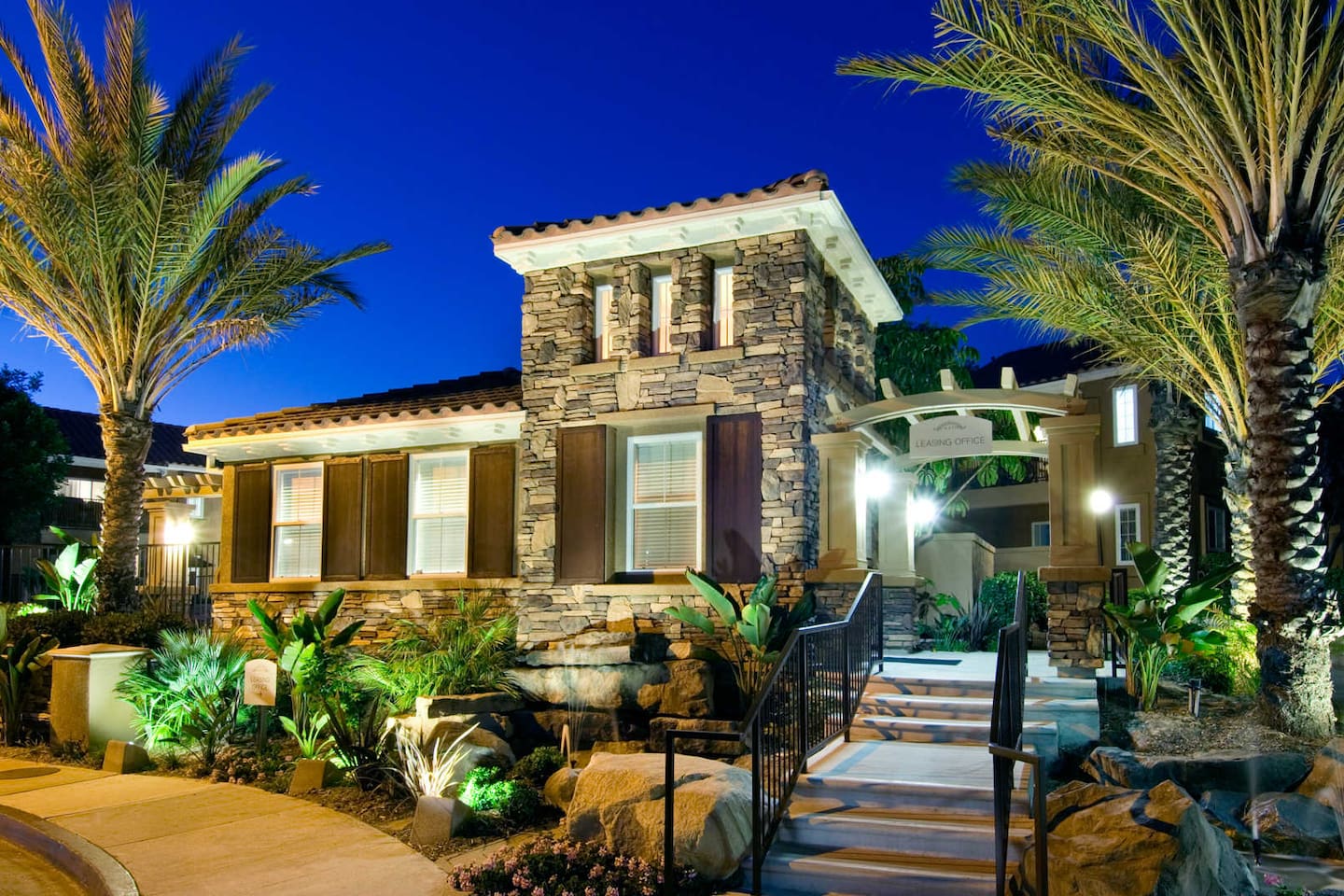 , an Airbnb-friendly apartment in San Diego, CA