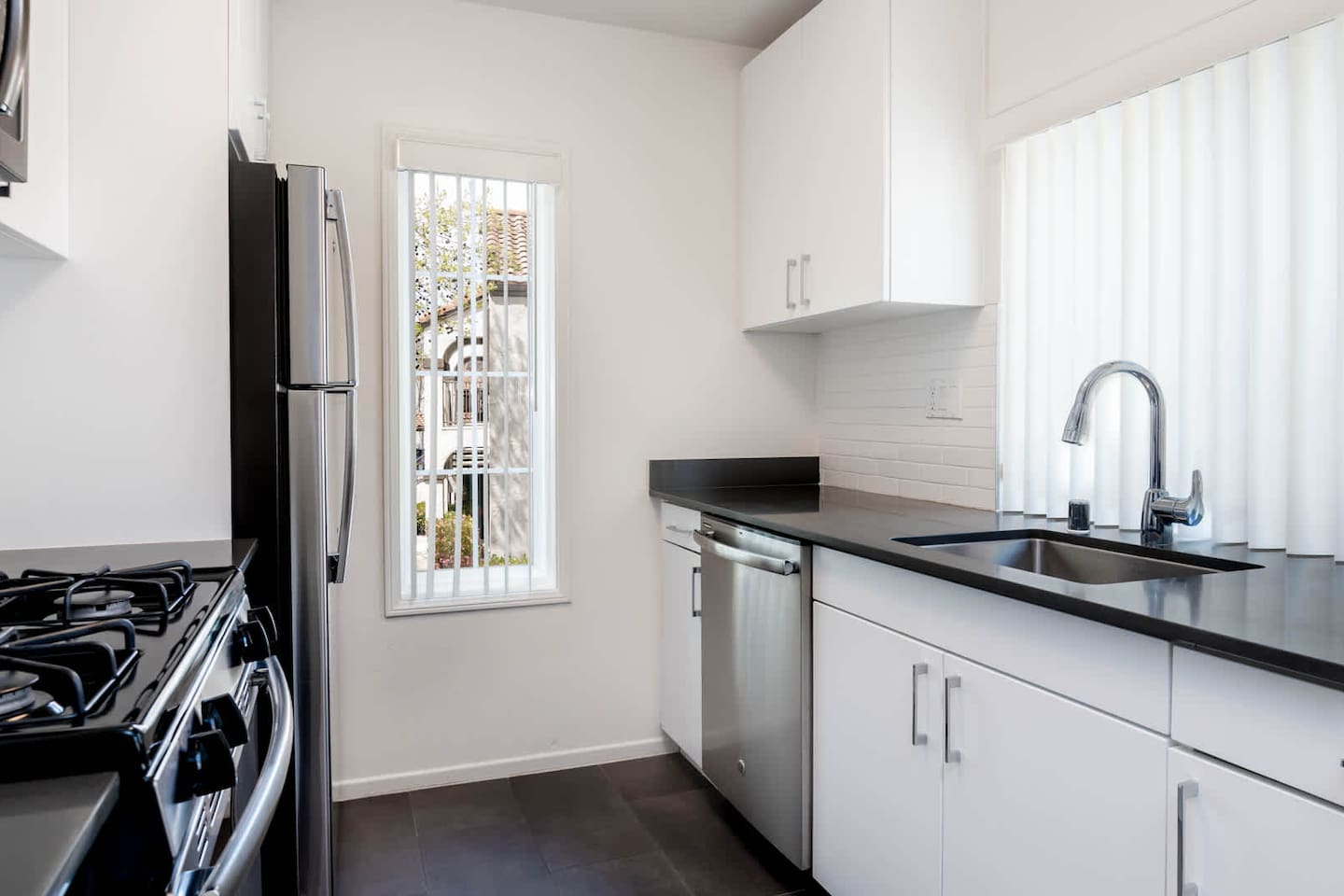 , an Airbnb-friendly apartment in San Diego, CA