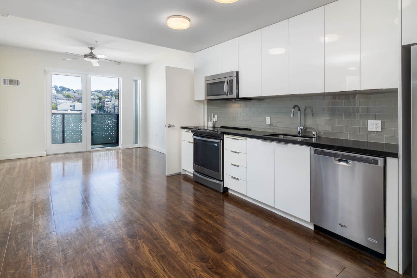 , an Airbnb-friendly apartment in San Francisco, CA