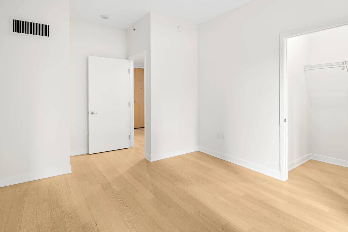 , an Airbnb-friendly apartment in San Francisco, CA
