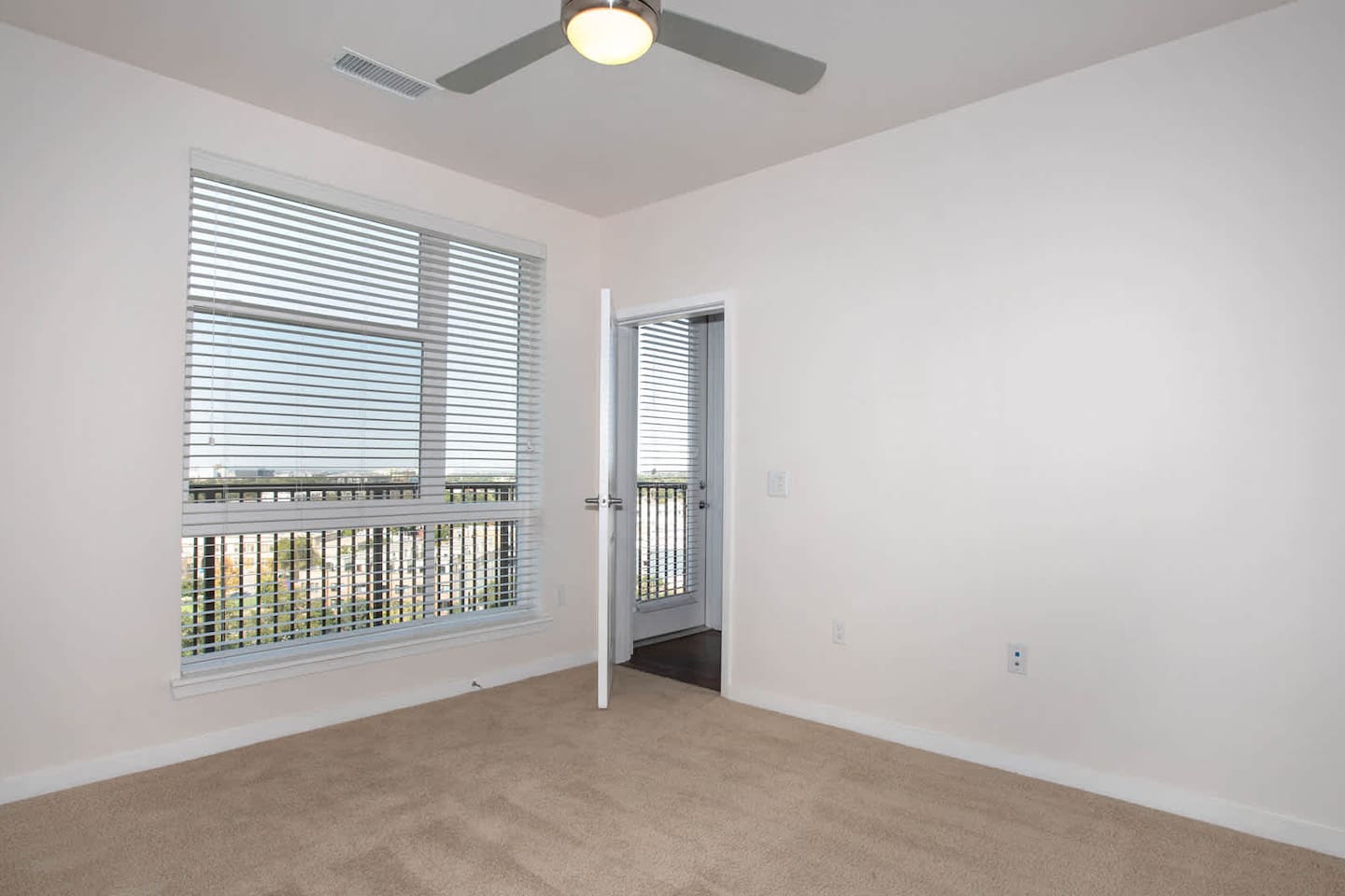 , an Airbnb-friendly apartment in Denver, CO