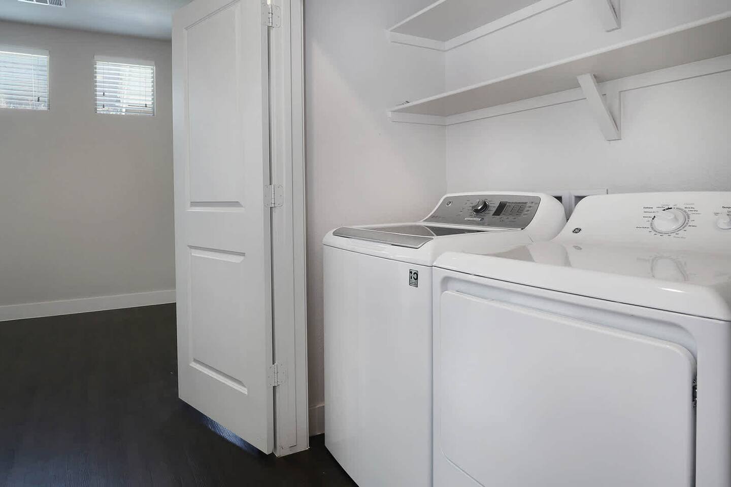 , an Airbnb-friendly apartment in Castle Rock, CO
