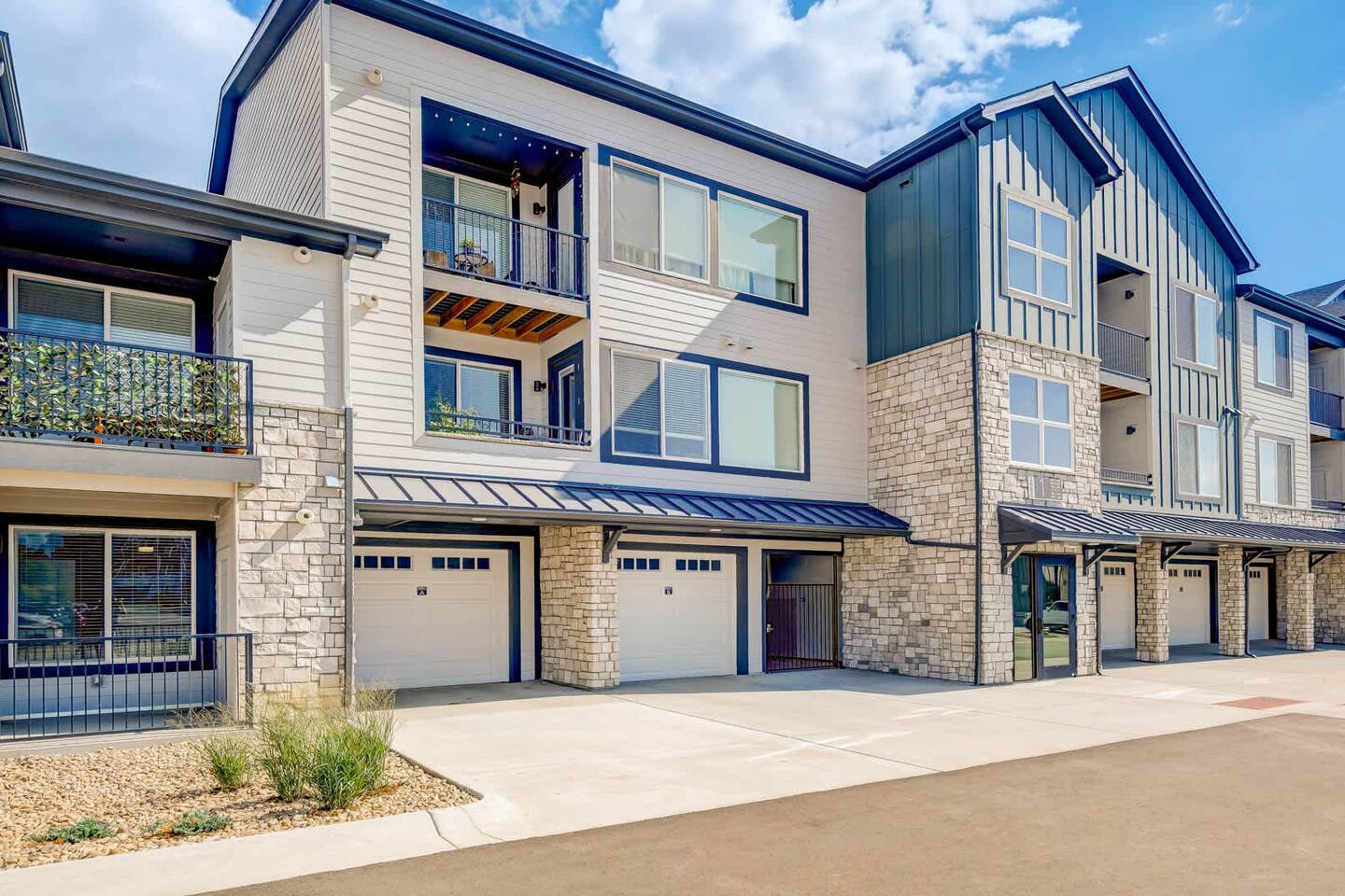 , an Airbnb-friendly apartment in Lafayette, CO