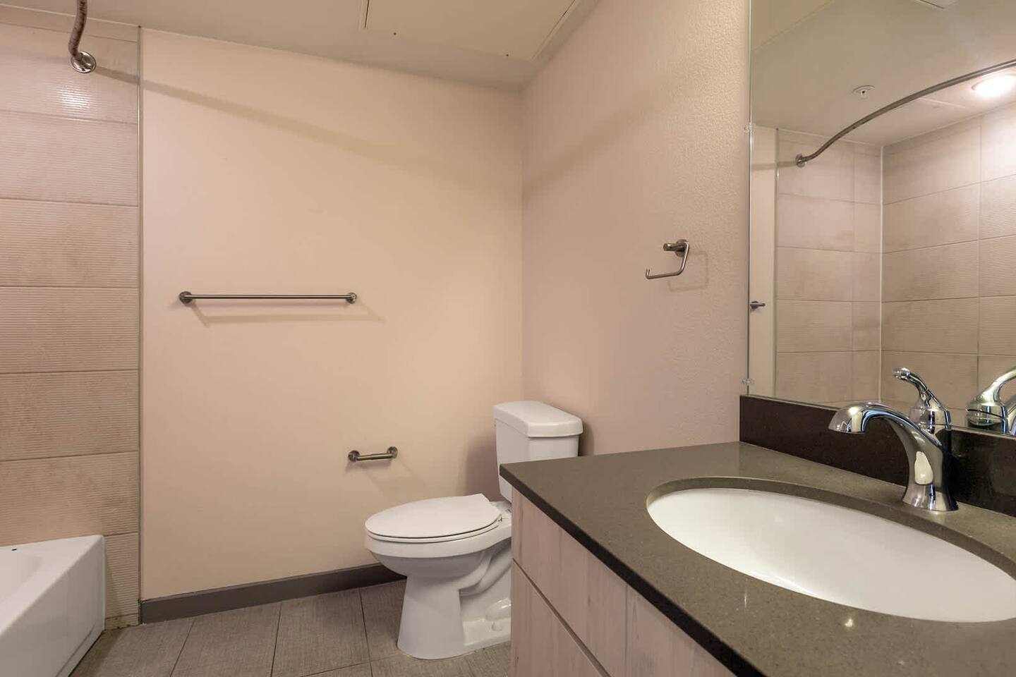 , an Airbnb-friendly apartment in Denver, CO