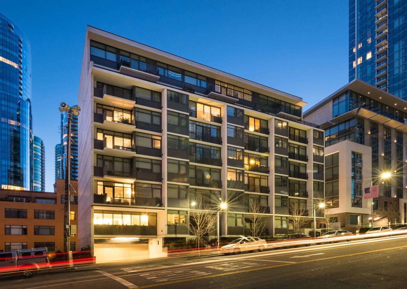 , an Airbnb-friendly apartment in San Francisco, CA